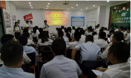 鄭州華巖清洗養(yǎng)護技術有限公司